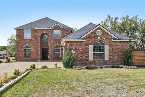 113 E Running Wolf Trail