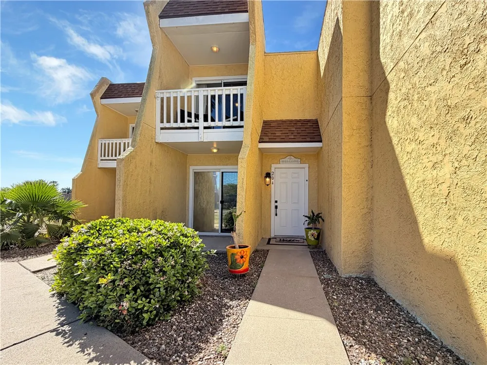 4141 Whiteley Drive #204 Corpus Christi, TX 78418