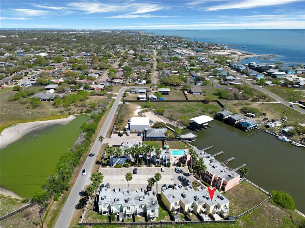 4141 Whiteley Drive #204 Corpus Christi, TX 78418
