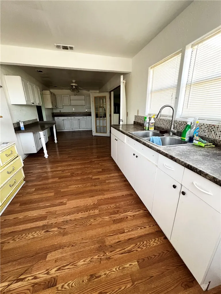 4599 Cindy Lane Robstown, TX 78380