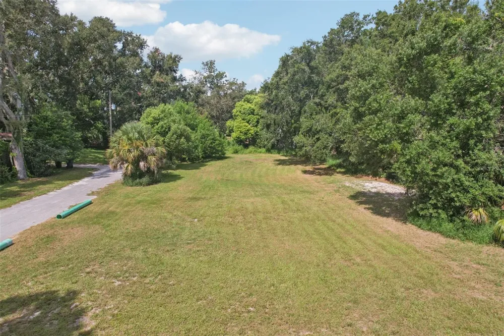 757 LAKE JESSIE DRIVE Winter Haven, FL 33881