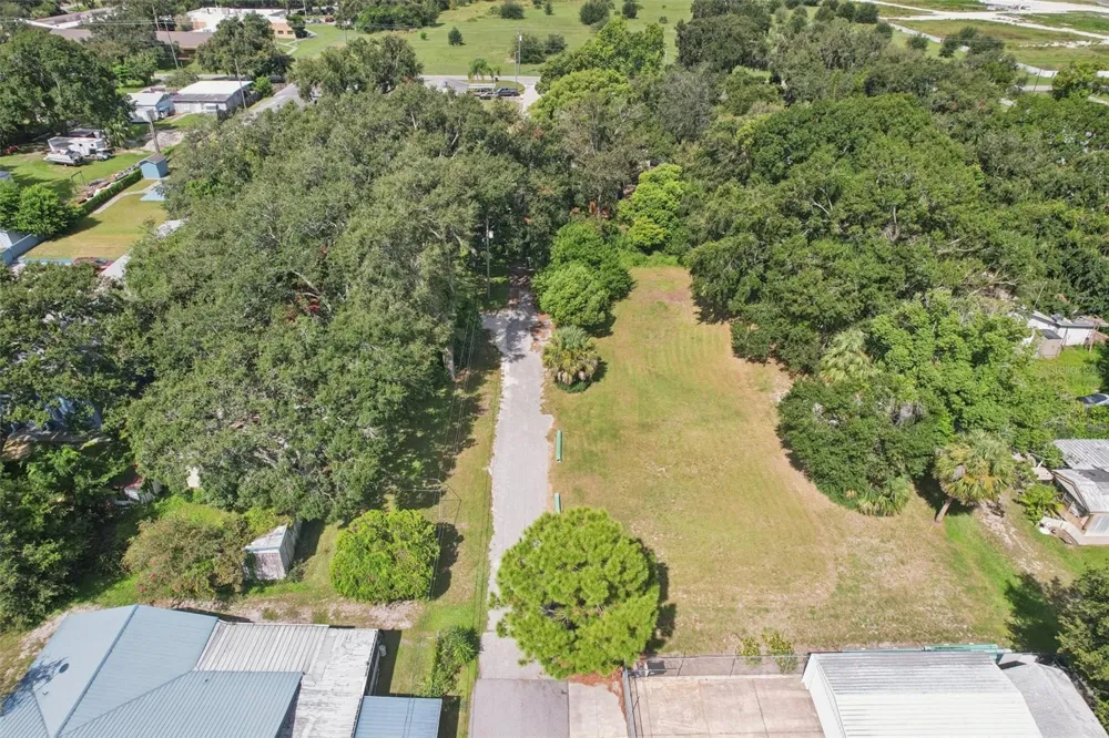 757 LAKE JESSIE DRIVE Winter Haven, FL 33881