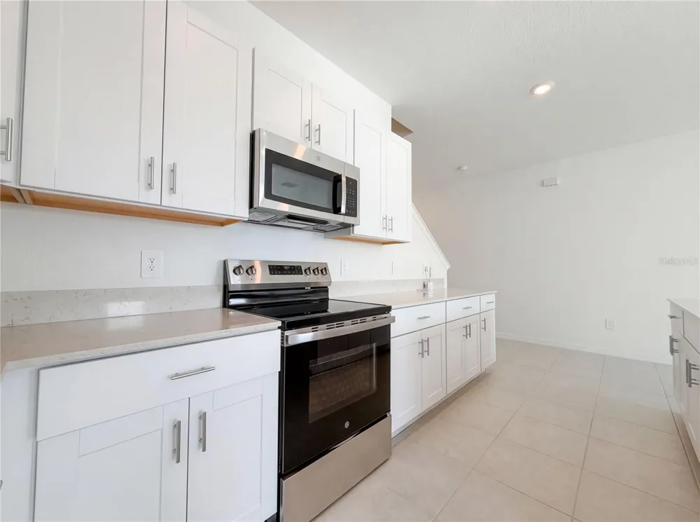 9443 GULF SHORE TERRACE Parrish, FL 34219
