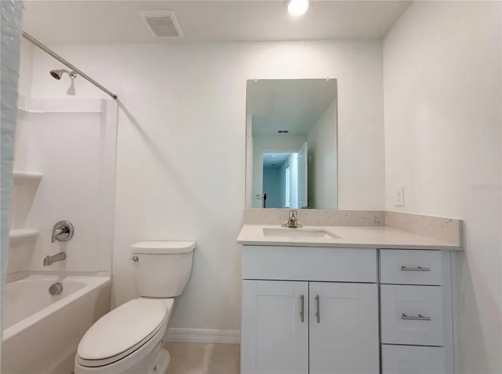 9443 GULF SHORE TERRACE Parrish, FL 34219