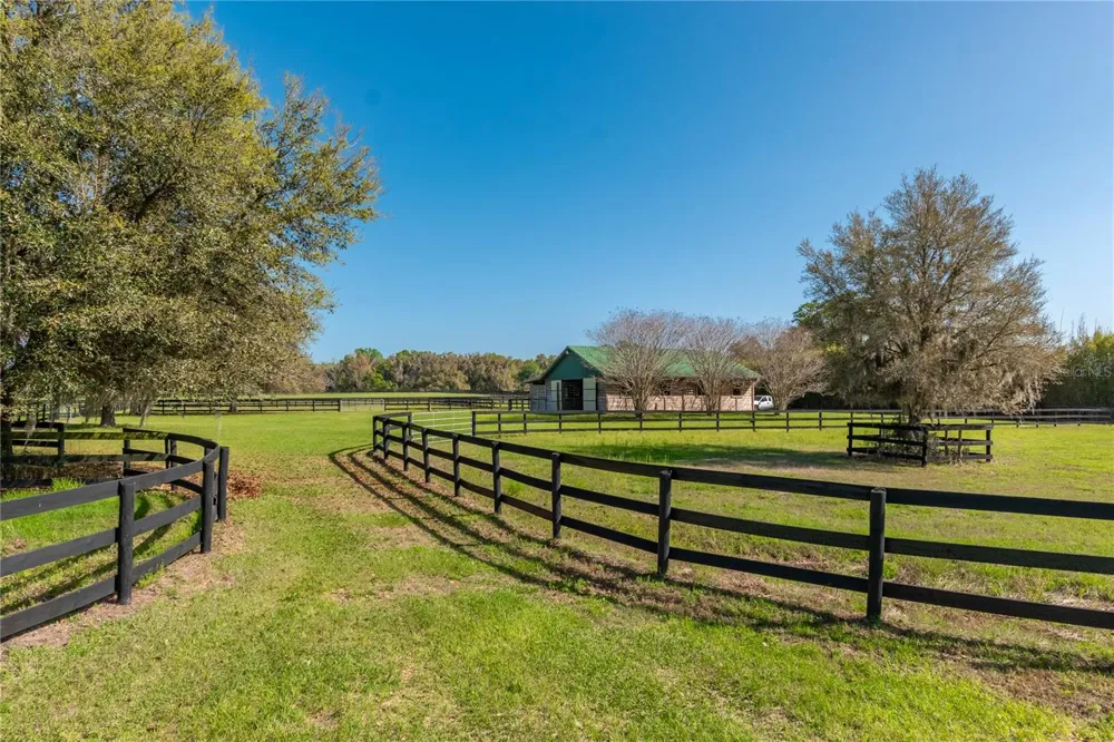 8785 NW 63RD STREET ocala, FL 34482