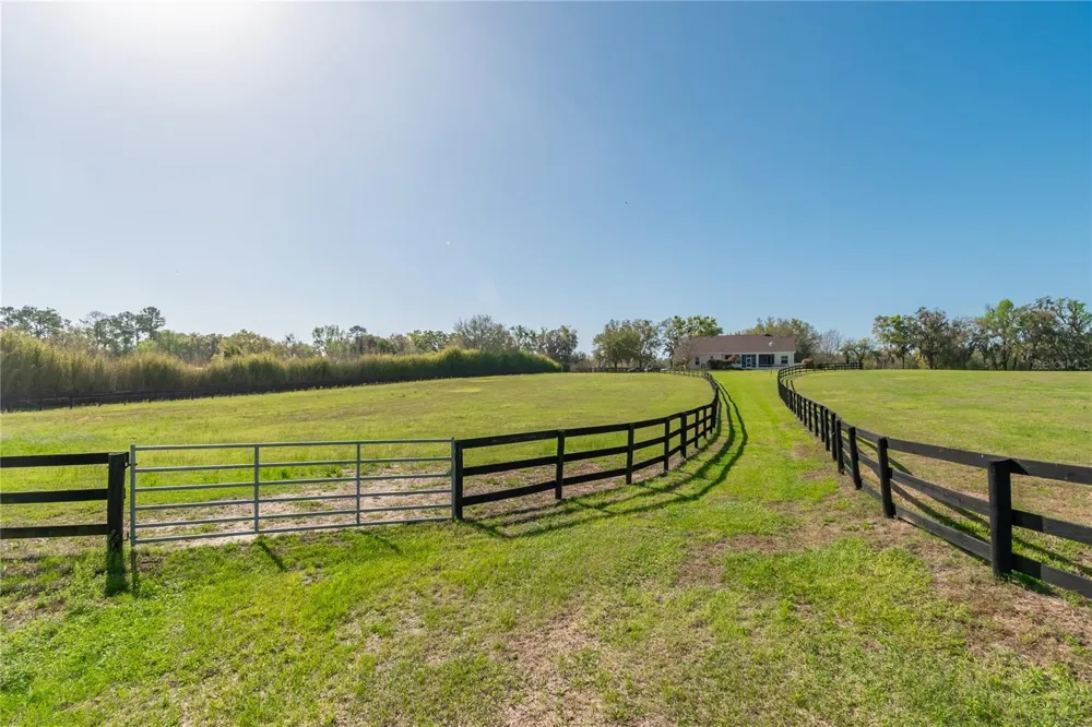 8785 NW 63RD STREET ocala, FL 34482