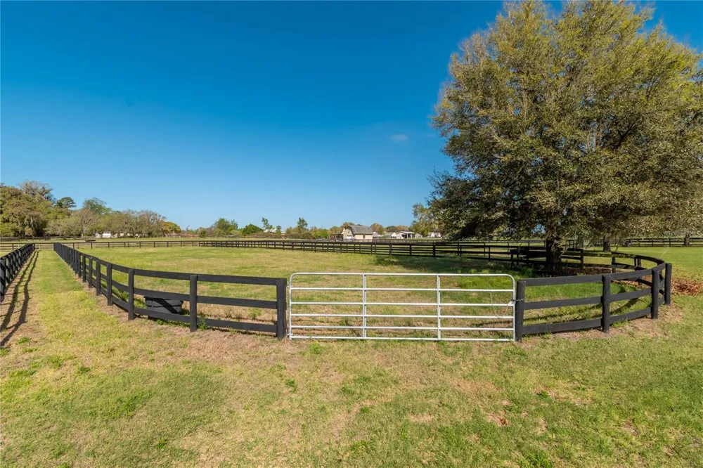 8785 NW 63RD STREET ocala, FL 34482