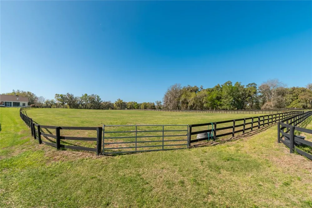 8785 NW 63RD STREET ocala, FL 34482