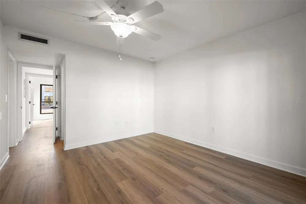 1 WINDRUSH BOULEVARD #19 Indian Rocks Beach, FL 33785