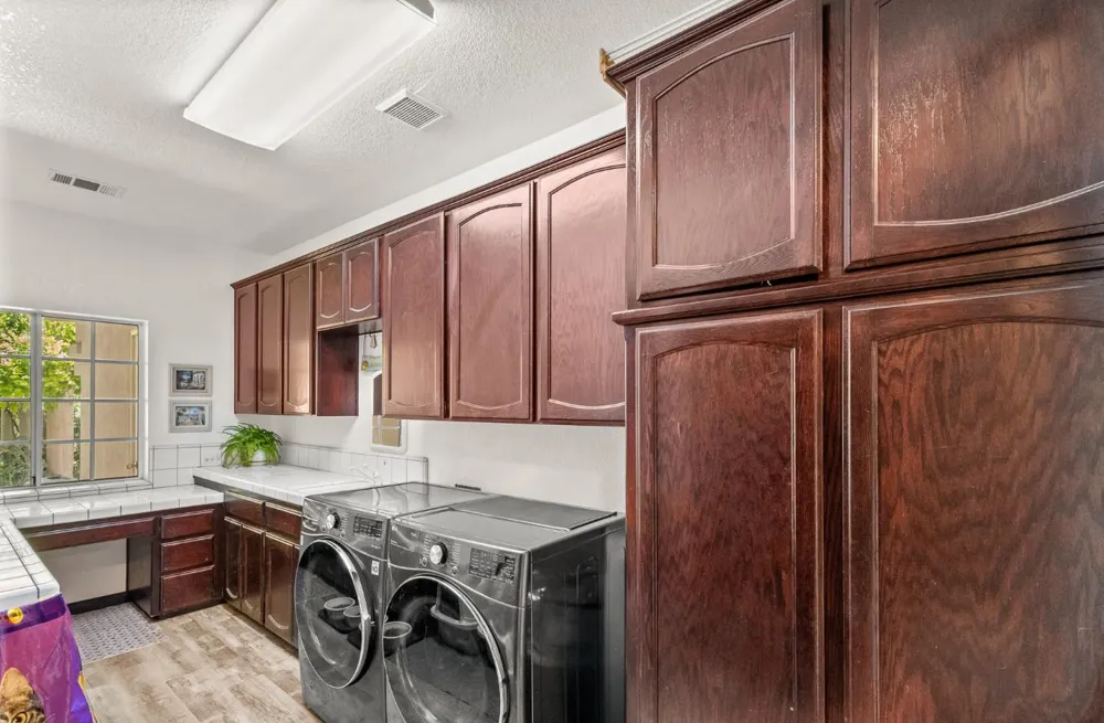 32933 Success Valley Drive Porterville, CA 93257