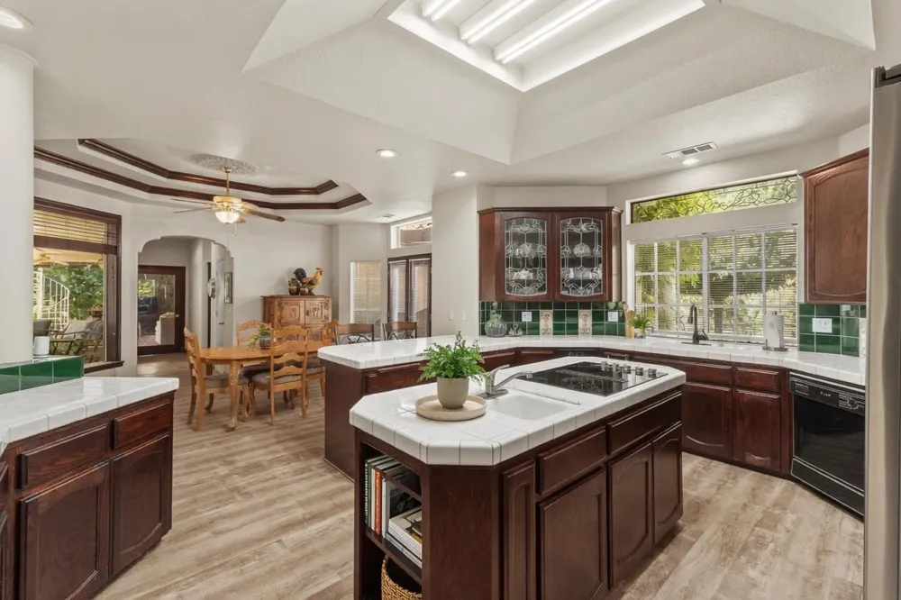 32933 Success Valley Drive Porterville, CA 93257