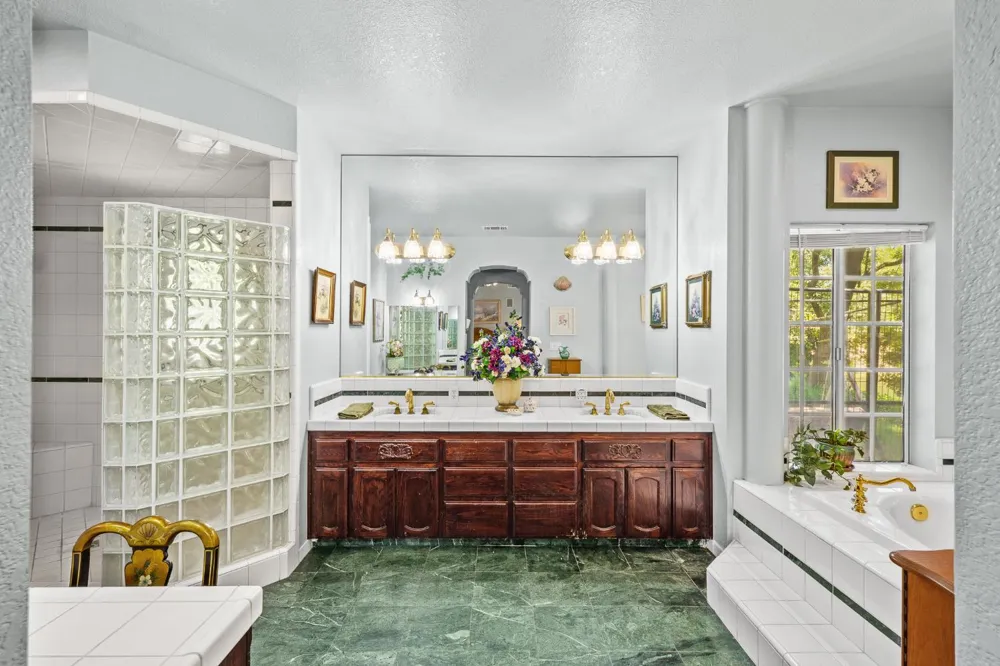 32933 Success Valley Drive Porterville, CA 93257