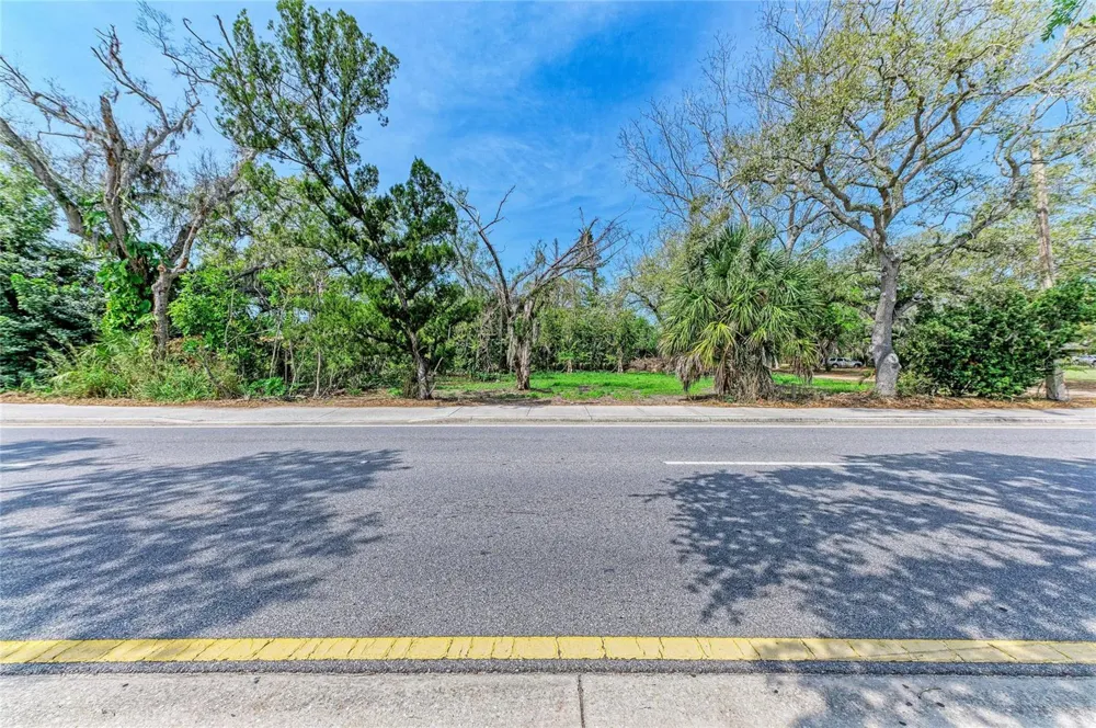 820 S BENEVA ROAD Sarasota, FL 34232