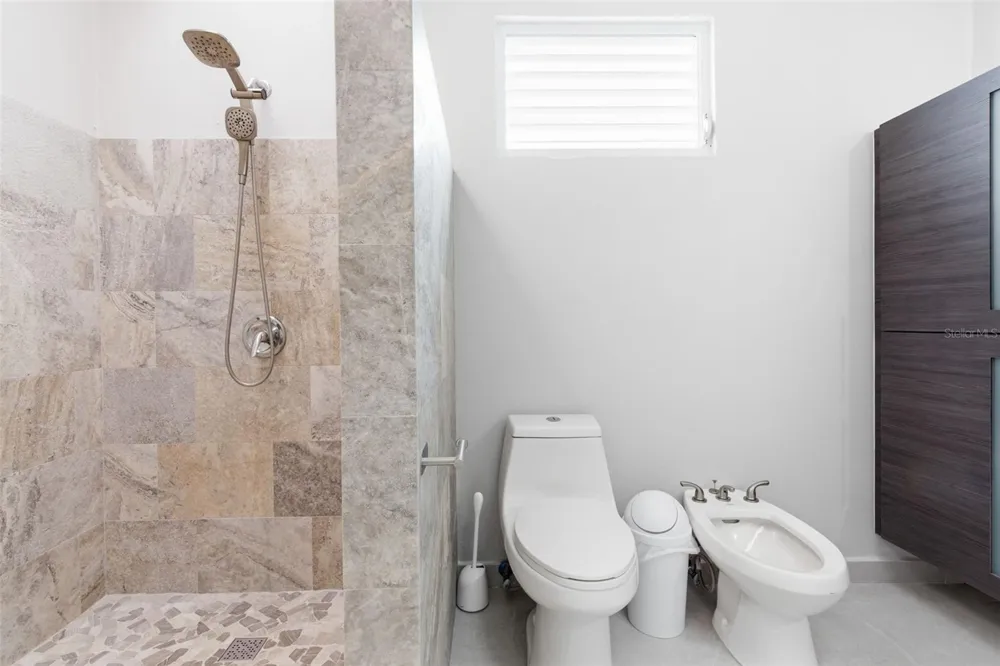 Carr. 690 LOTE #5 BO. CERRO GORDO Vega Alta, PR 00692