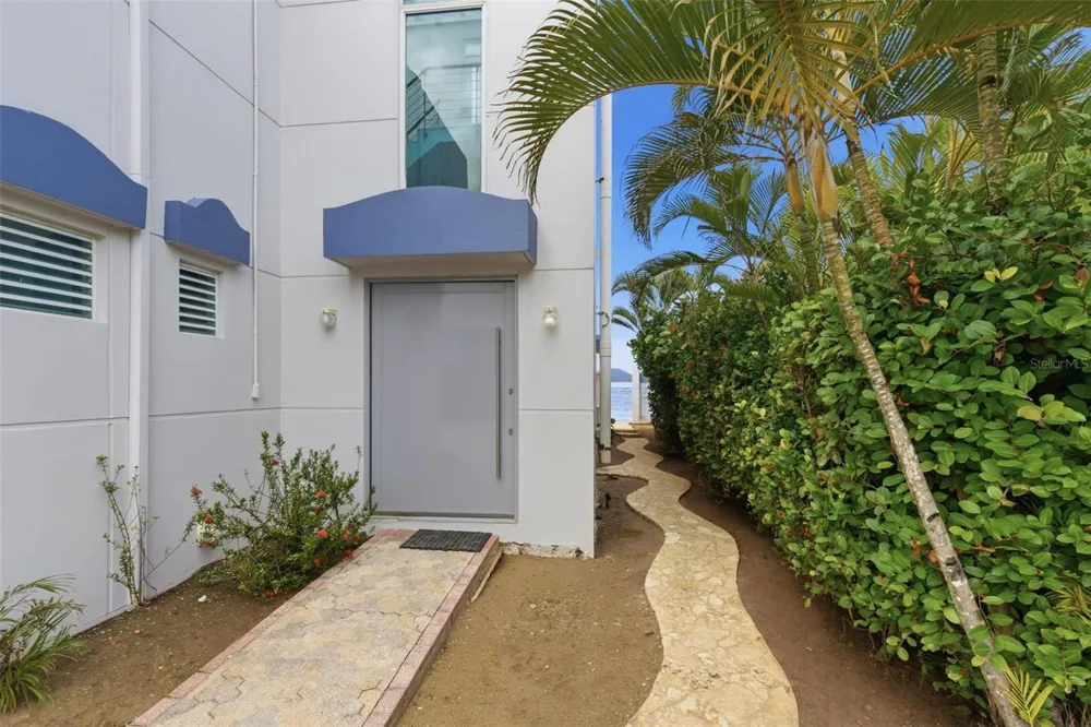 Carr. 690 LOTE #5 BO. CERRO GORDO Vega Alta, PR 00692