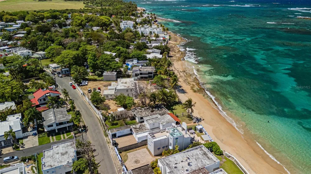 Carr. 690 LOTE #5 BO. CERRO GORDO Vega Alta, PR 00692