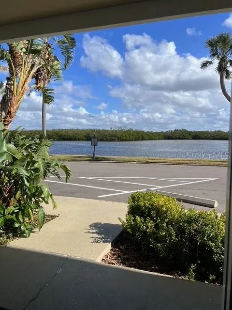 611 DESTINY DRIVE #115 Ruskin, FL 33570