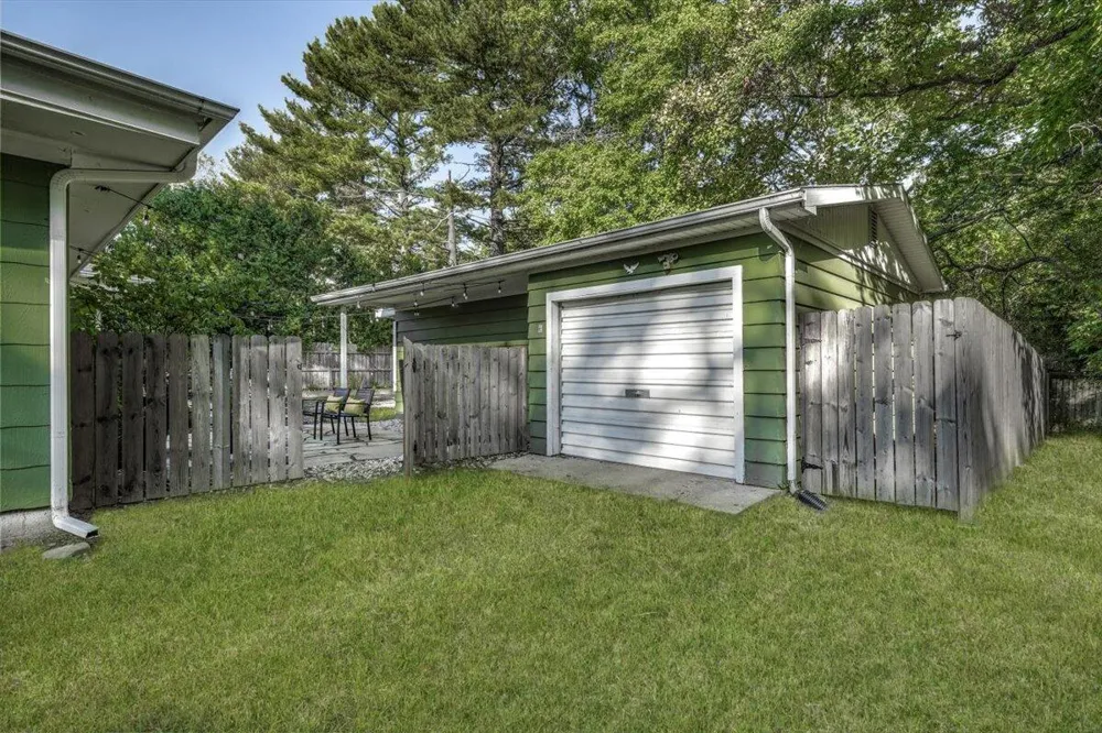 310 W Detroit Street New Buffalo, MI 49117