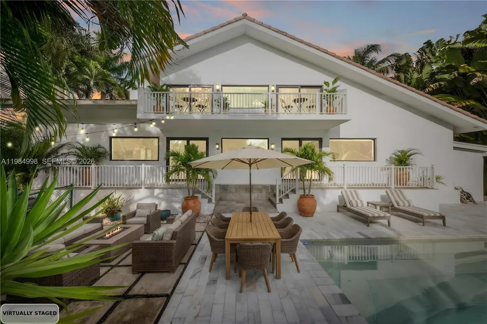 5981 SW 136th St Pinecrest, FL 33156