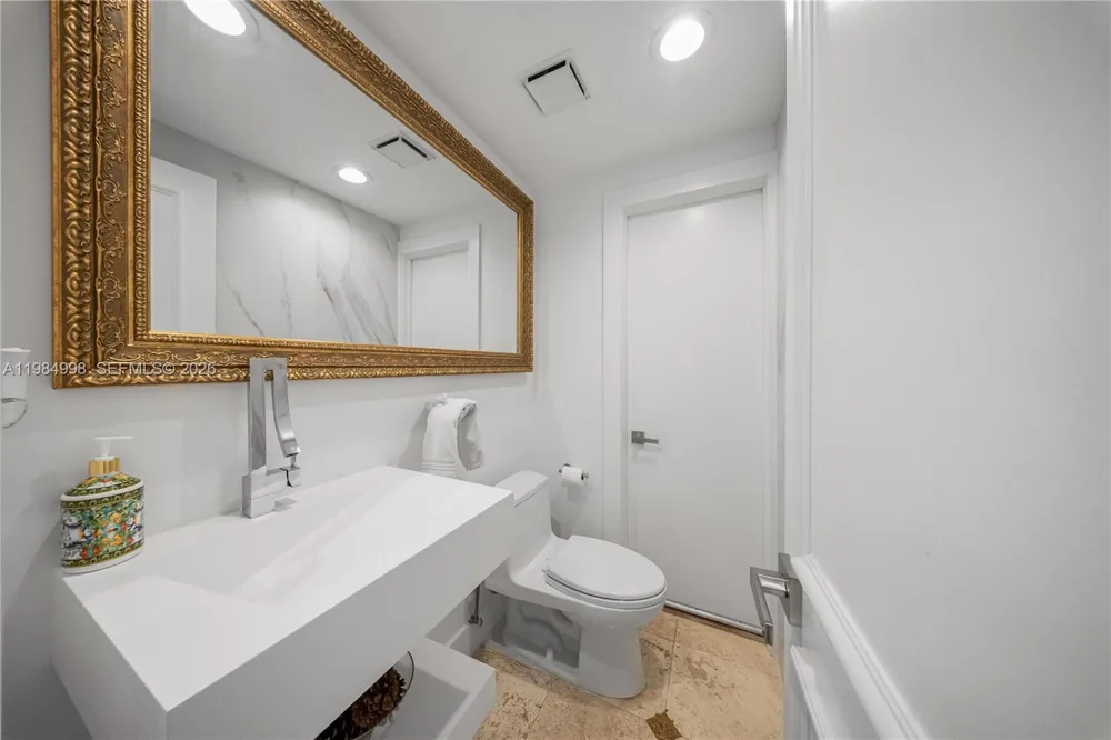5981 SW 136th St Pinecrest, FL 33156