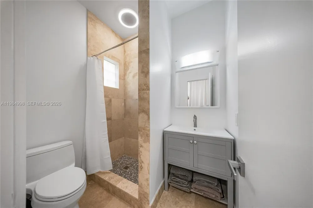 5981 SW 136th St Pinecrest, FL 33156