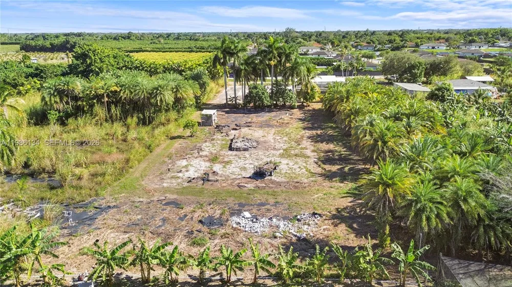 31500 SW 207th Ave Homestead, FL 33030