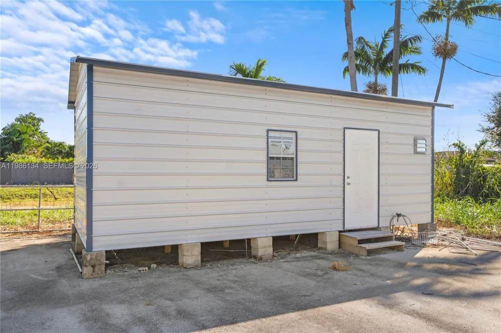 31500 SW 207th Ave Homestead, FL 33030