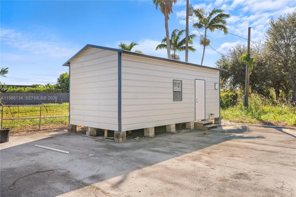 31500 SW 207th Ave Homestead, FL 33030