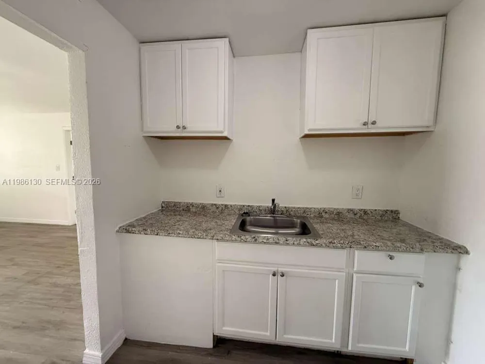 3608 Sammy Watkins #2 Fort Myers, FL 33901