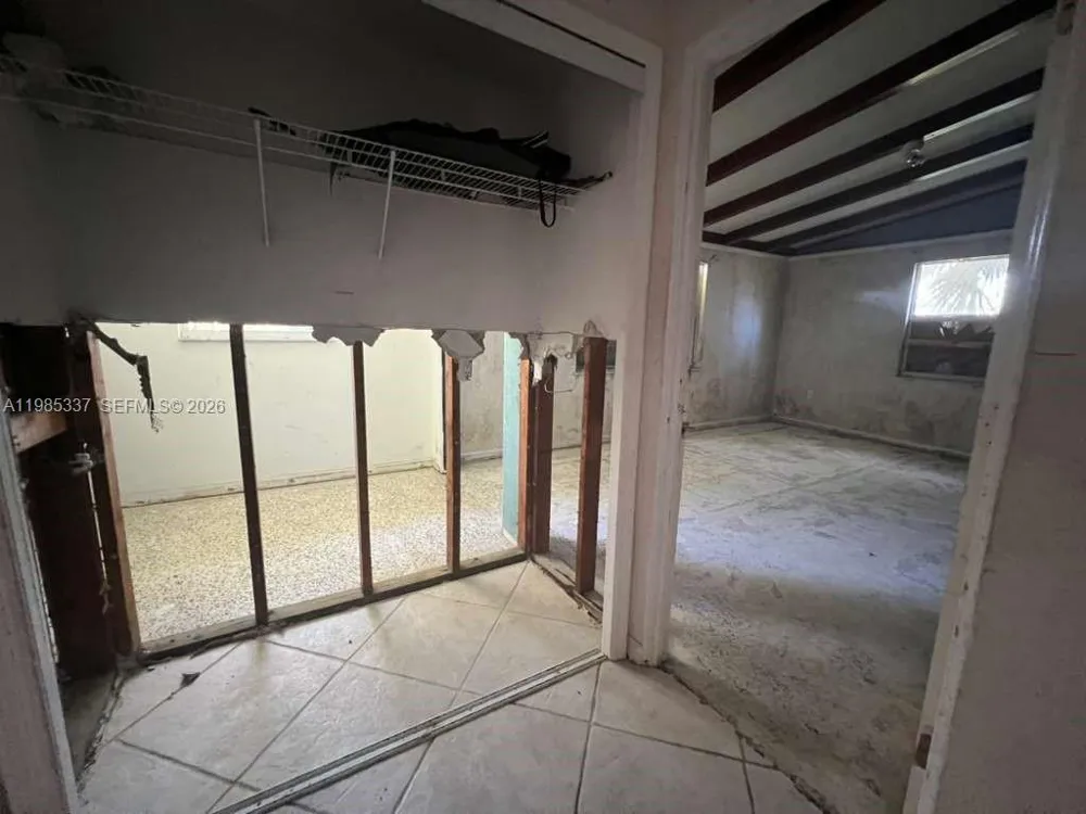 3661 Bernice LN Sarasota, FL 34238