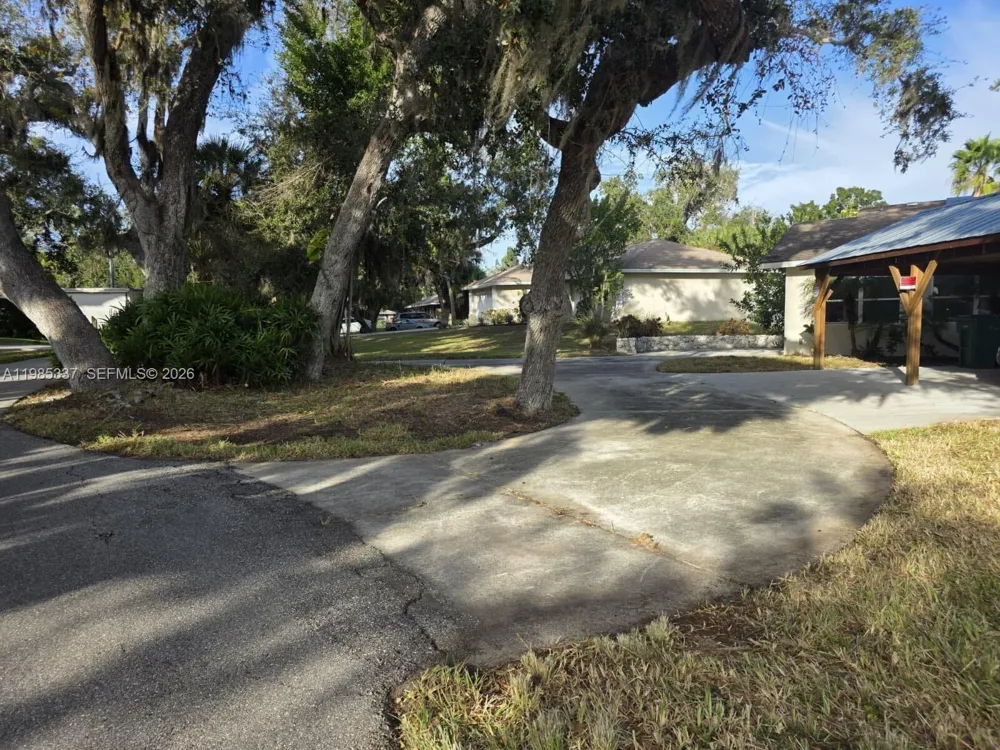3661 Bernice LN Sarasota, FL 34238