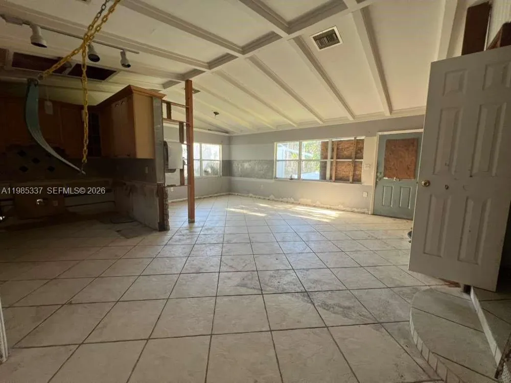 3661 Bernice LN Sarasota, FL 34238