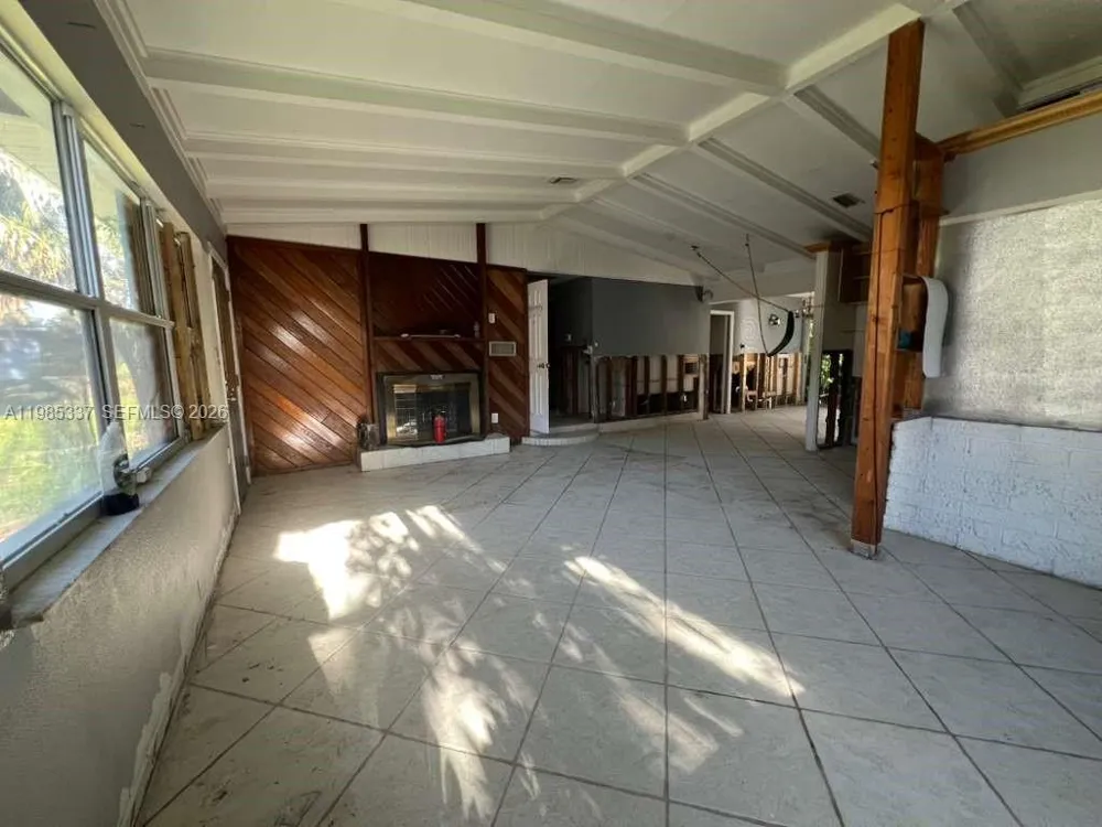 3661 Bernice LN Sarasota, FL 34238