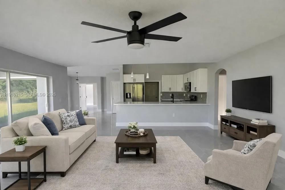 116 ridgemont Dr Lehigh Acres, FL 33972
