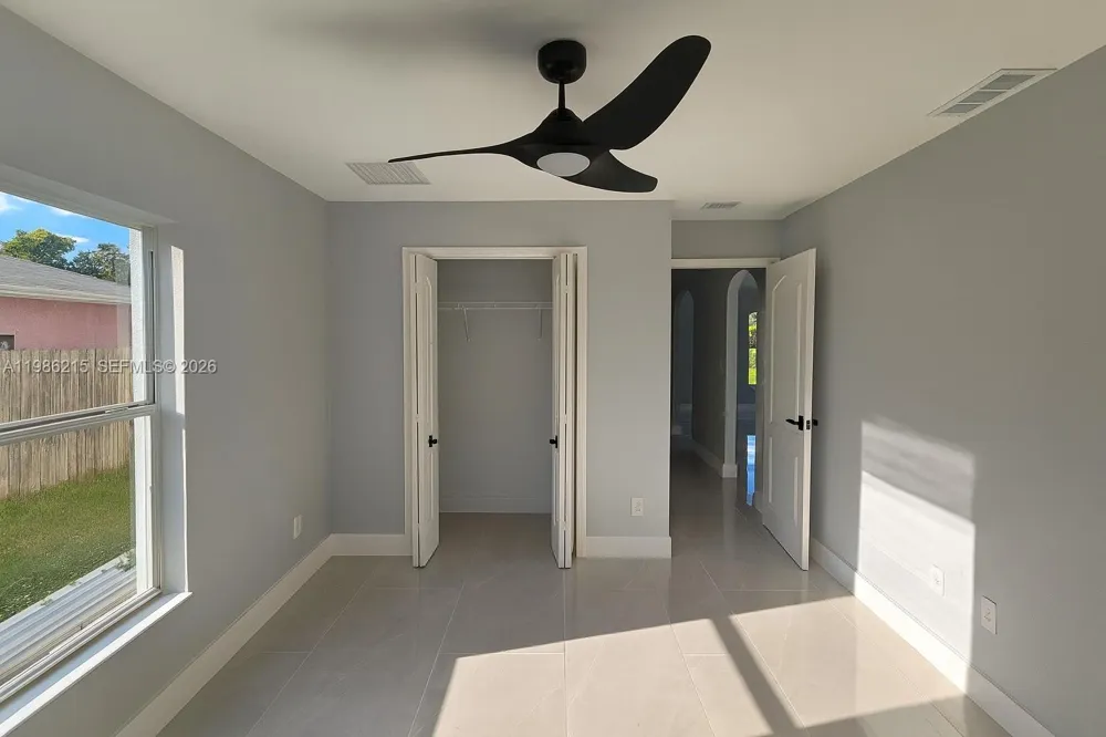 116 ridgemont Dr Lehigh Acres, FL 33972
