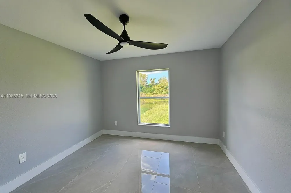 116 ridgemont Dr Lehigh Acres, FL 33972