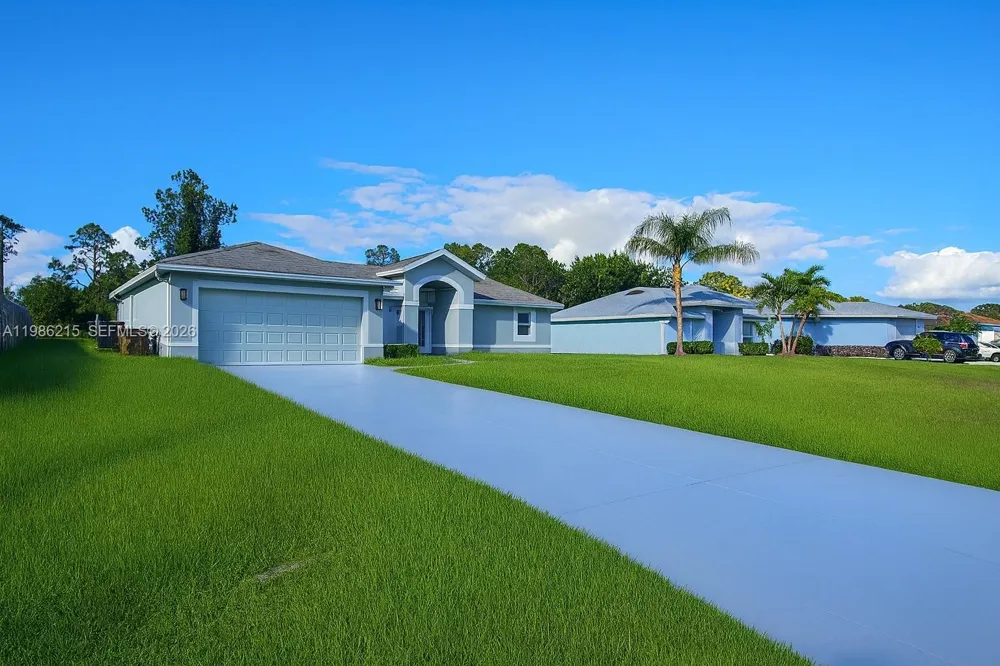 116 ridgemont Dr Lehigh Acres, FL 33972