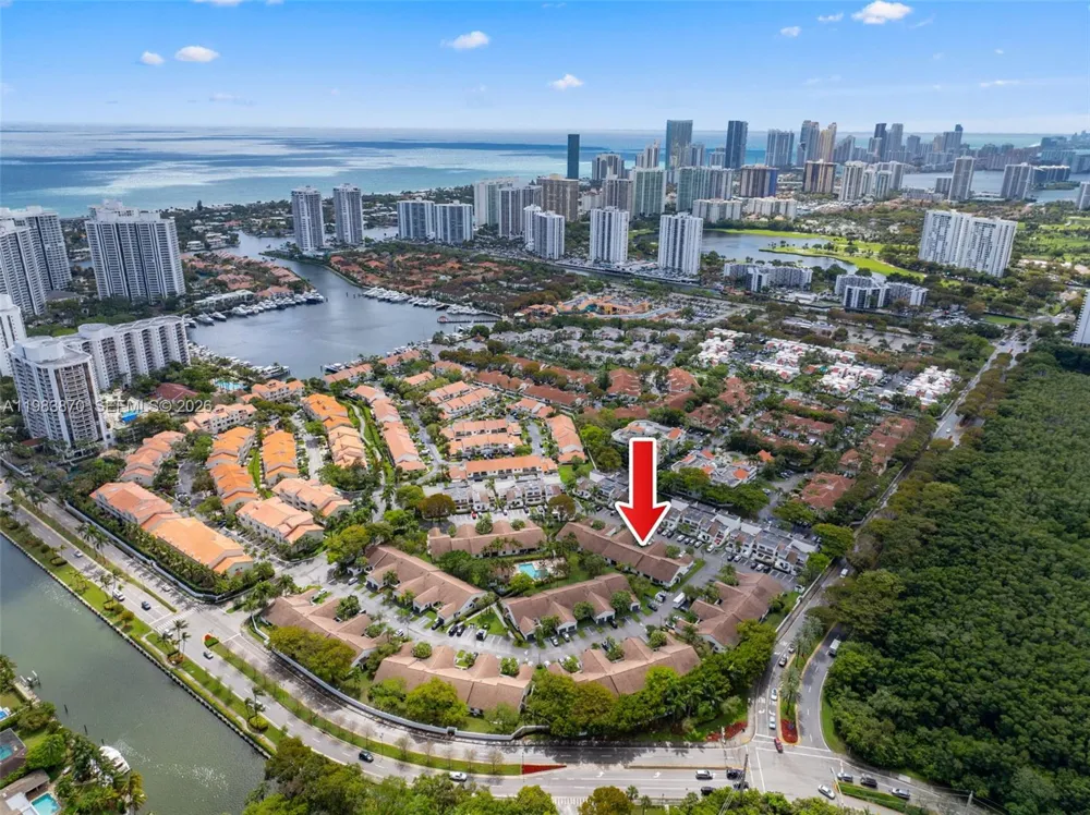 21244 Harbor Way #213-21 Aventura, FL 33180