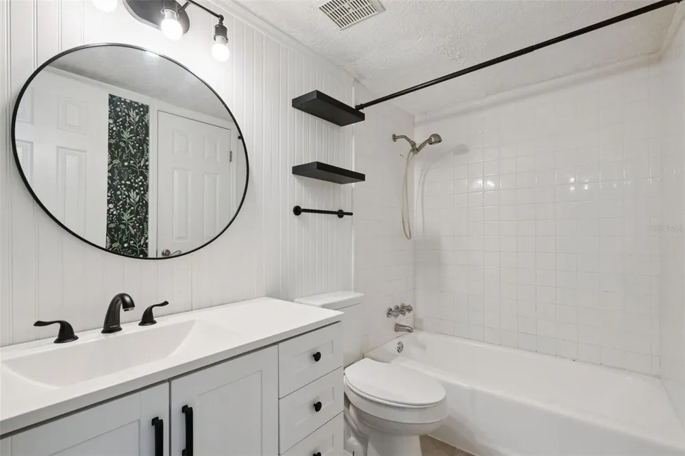 754 E MICHIGAN STREET #185 Orlando, FL 32806