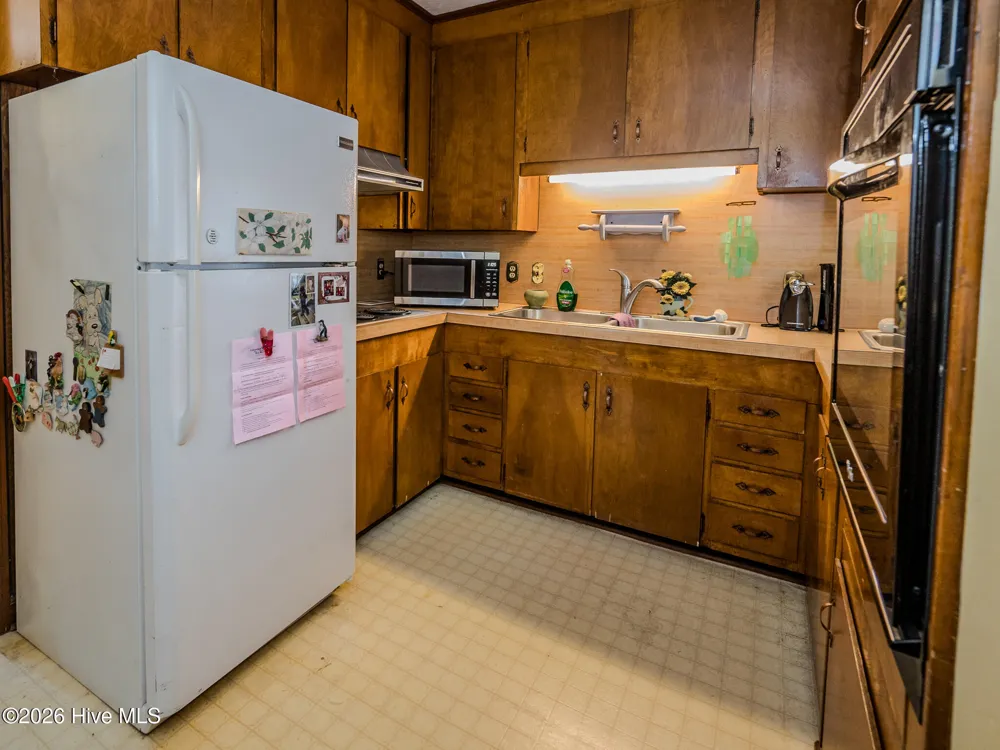 60 Callahan Road Orrum, NC 28369