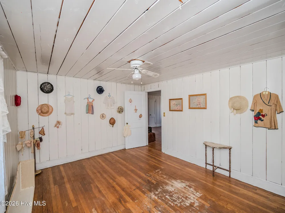 60 Callahan Road Orrum, NC 28369