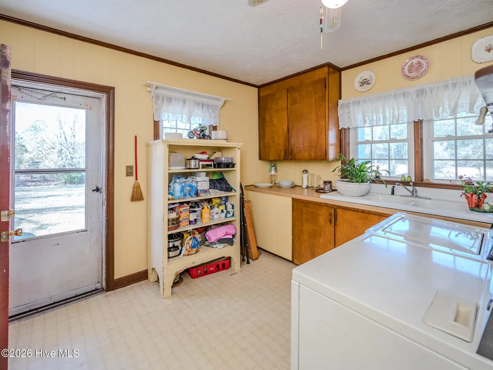 60 Callahan Road Orrum, NC 28369
