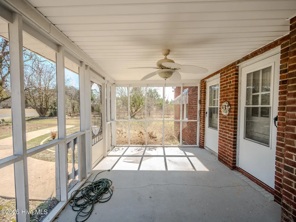 60 Callahan Road Orrum, NC 28369