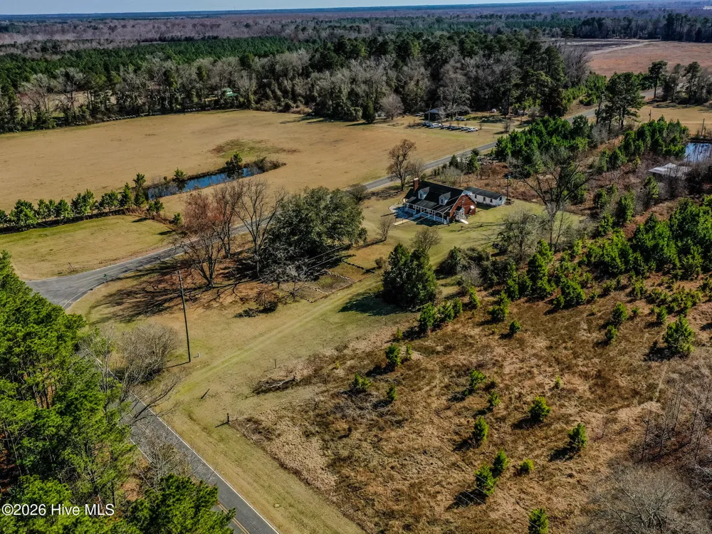 60 Callahan Road Orrum, NC 28369