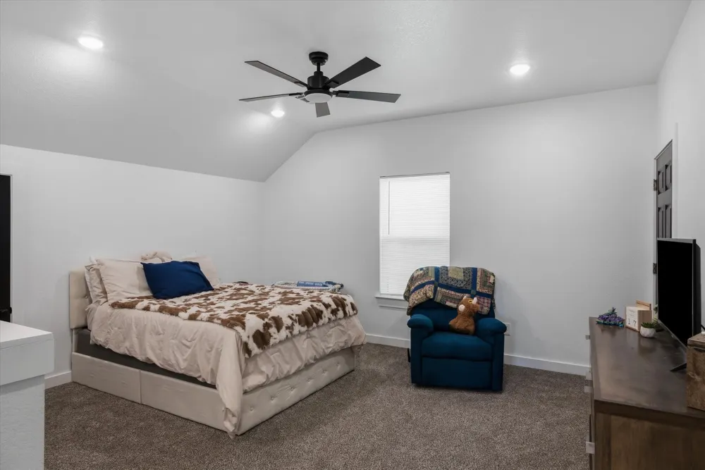 902 Spring Street Grand Saline, TX 75140