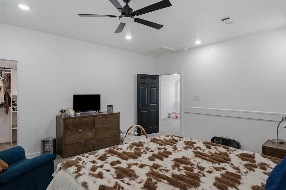 902 Spring Street Grand Saline, TX 75140