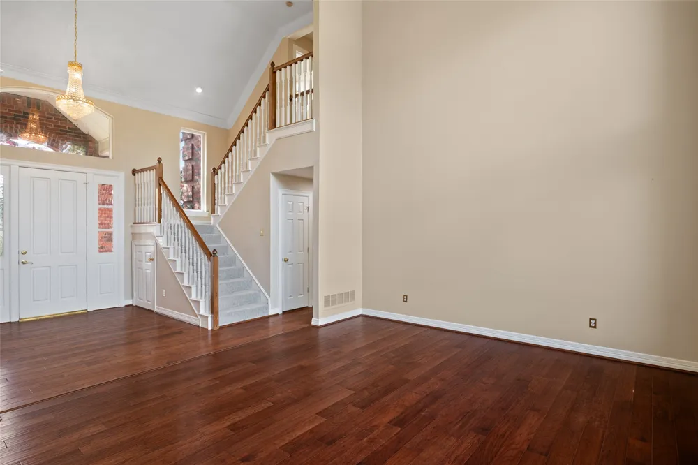 8 Equestrian Trail Duncanville, TX 75116