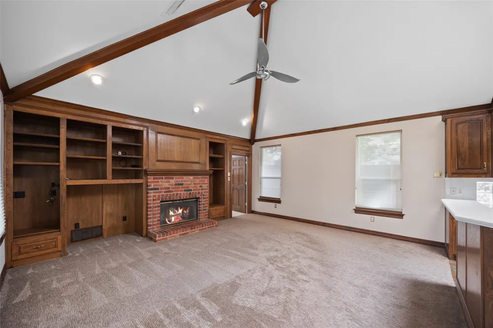 8 Equestrian Trail Duncanville, TX 75116