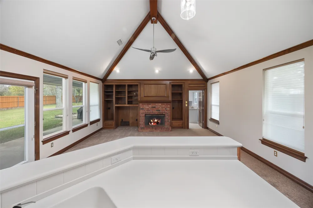 8 Equestrian Trail Duncanville, TX 75116