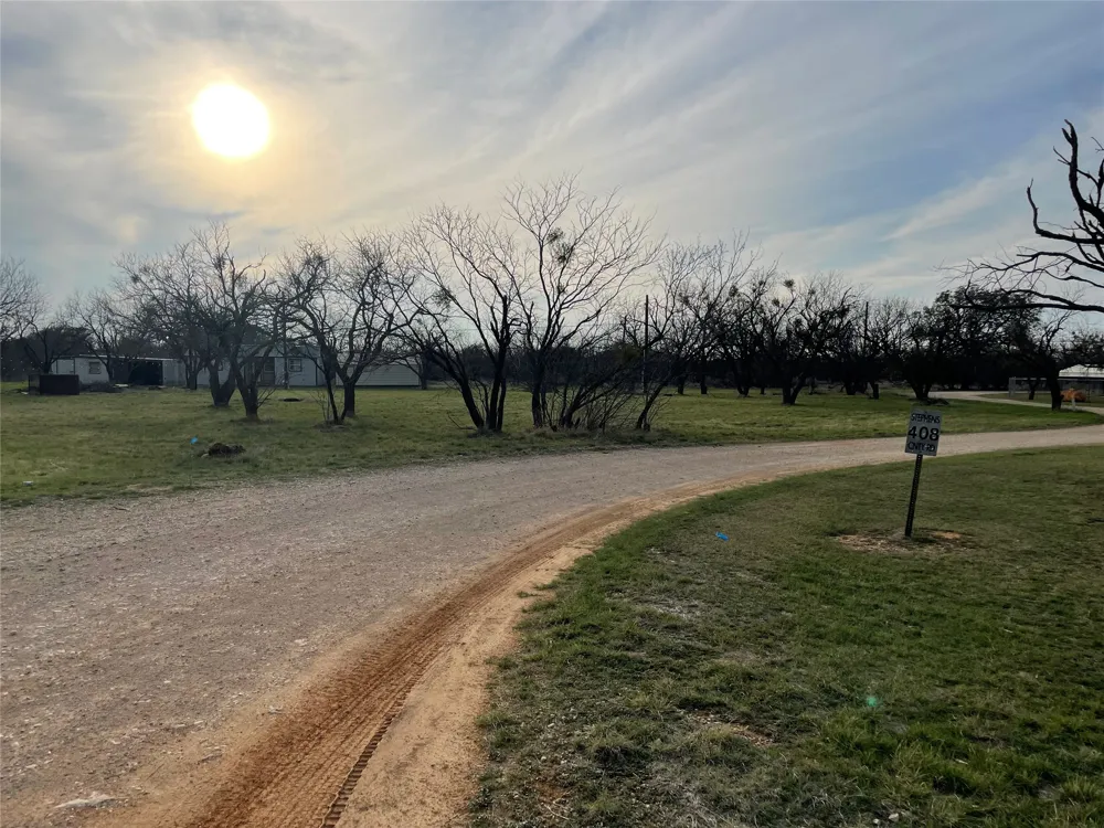 1119 County Road 408 Breckenridge, TX 76424